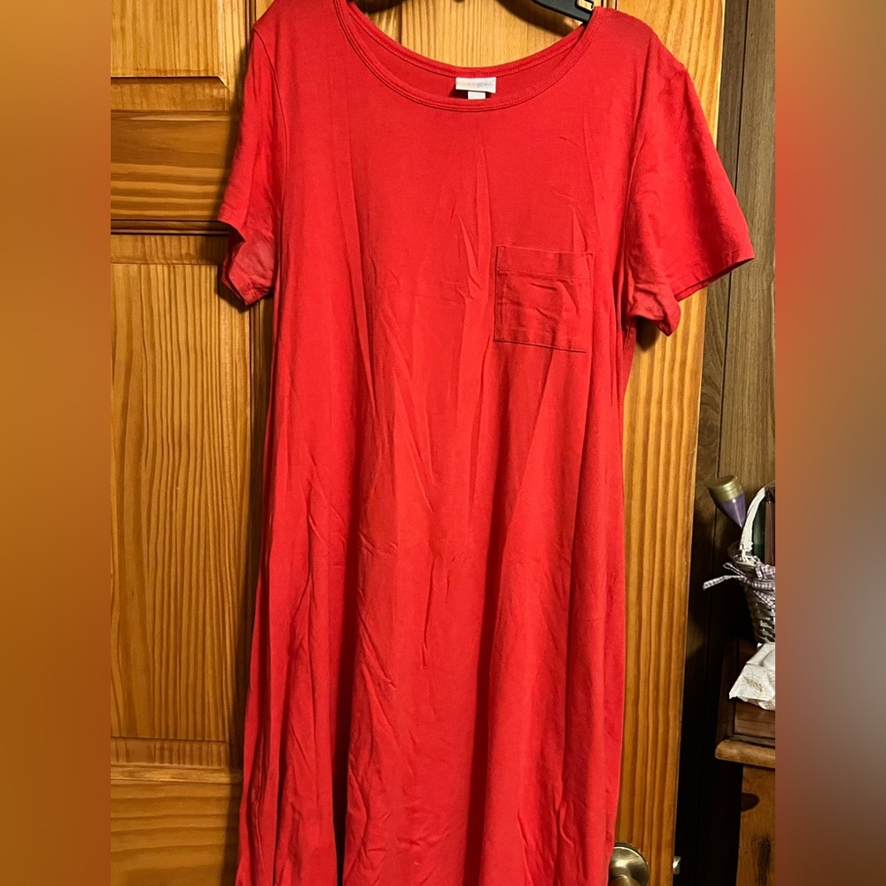LuLaRoe Vibrant Red Short Sleeve Dress